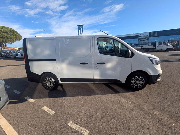 RENAULT Trafic Fg L1H1 2T8 2.0 Blue dCi 130ch Confort - Miniature 8