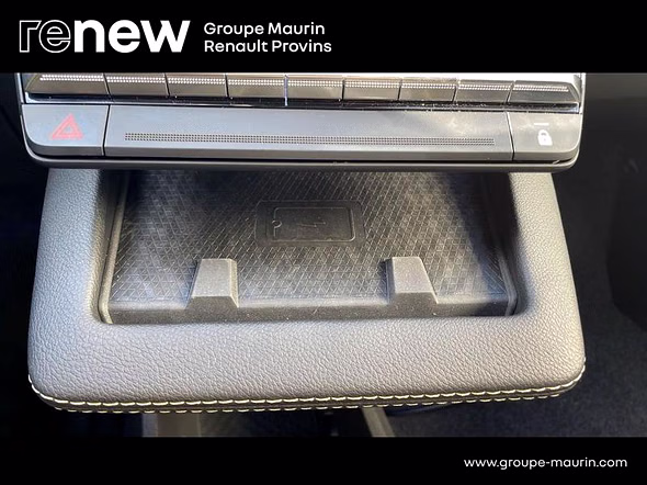 RENAULT Megane E-Tech Electric 220ch Iconic autonomie confort -24 - Miniature 23