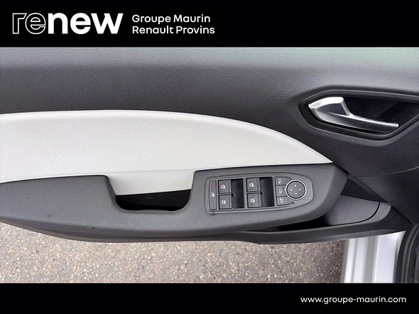 RENAULT Clio 1.6 E-Tech hybride 145ch Techno - Miniature 17