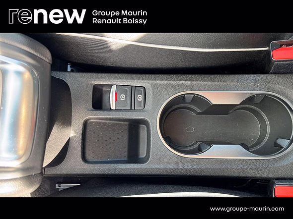 RENAULT Captur 1.6 E-Tech hybride 145ch Techno Fast Track - Miniature 26