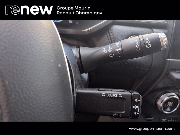 RENAULT Captur 1.6 E-Tech hybride rechargeable 160ch Initiale Paris -21 - Miniature 23