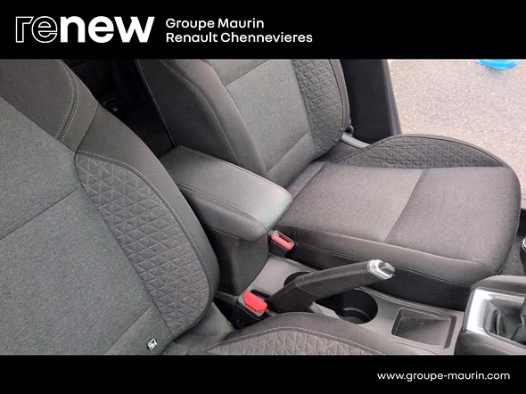RENAULT Clio 1.0 TCe 100ch RS Line - Miniature 27