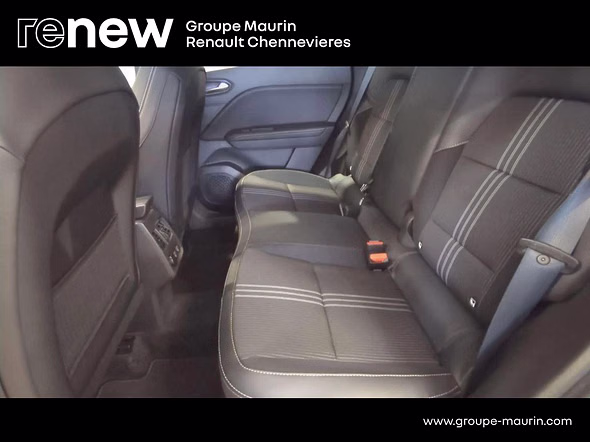 RENAULT Captur 1.6 E-Tech hybride 145ch Engineered - Miniature 17