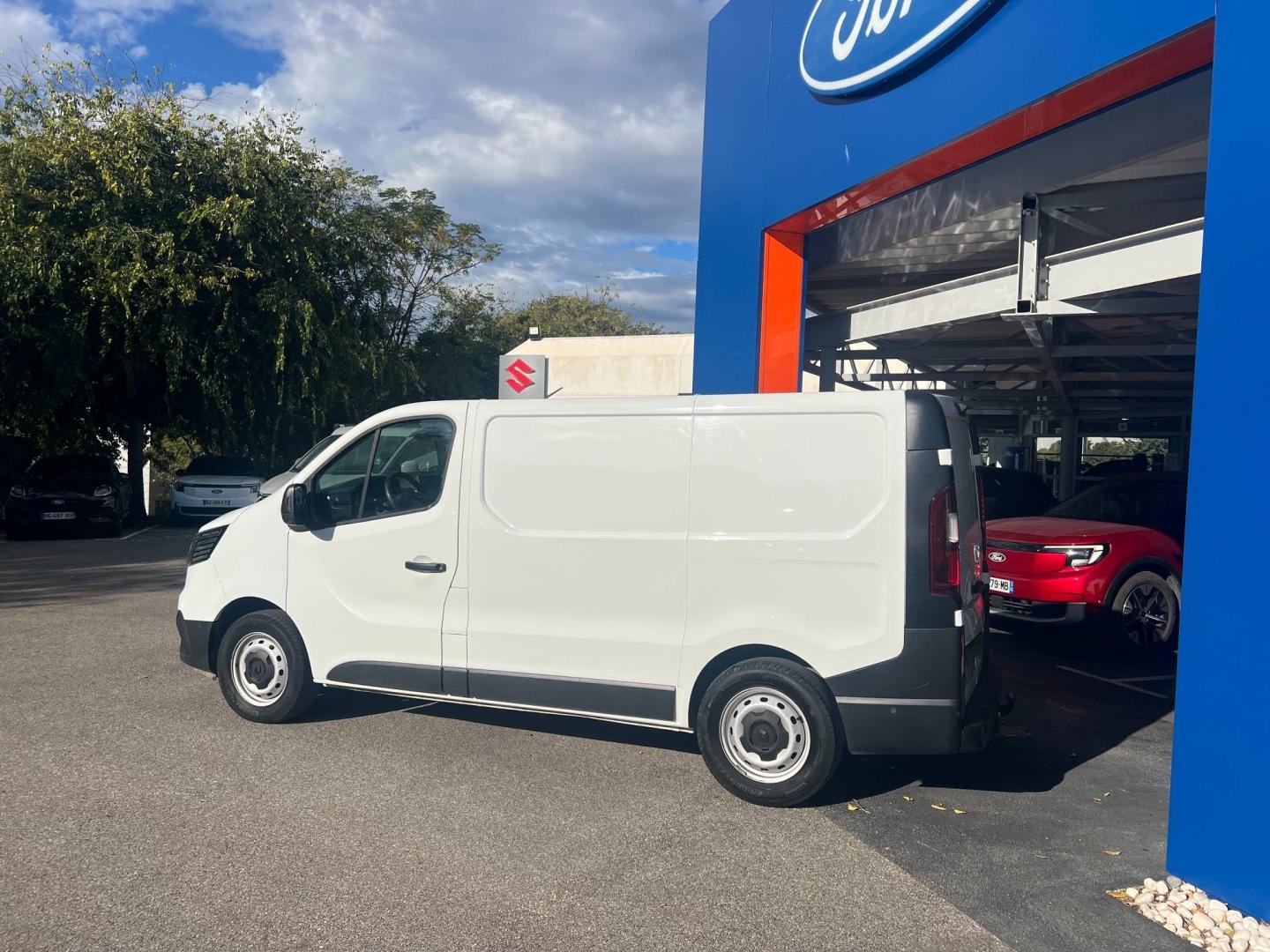 RENAULT Trafic Fg L1H1 2T8 2.0 Blue dCi 150ch Grand Confort - Photo 4