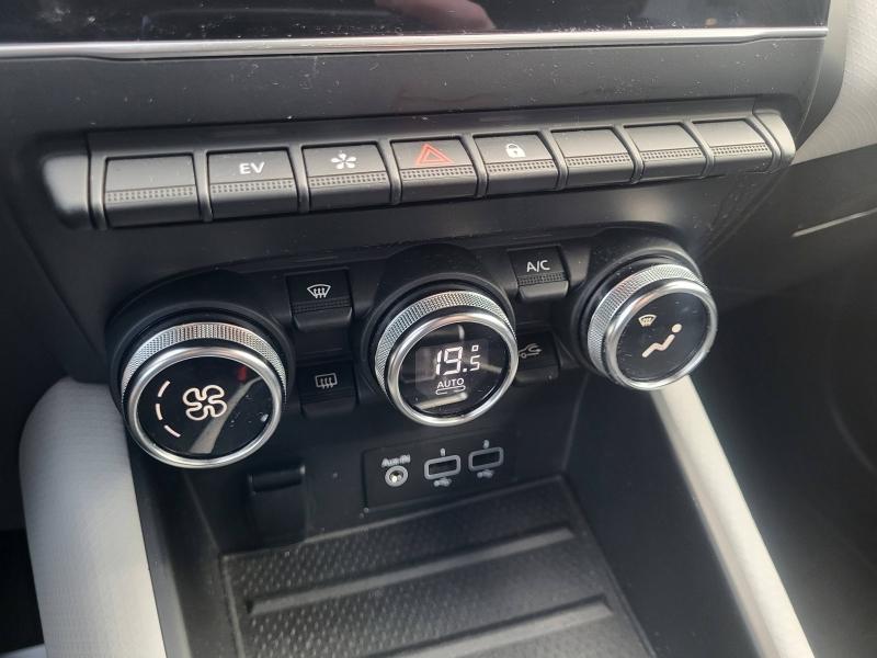 RENAULT Captur 1.6 E-Tech hybride rechargeable 160ch Intens -21 - Photo 25