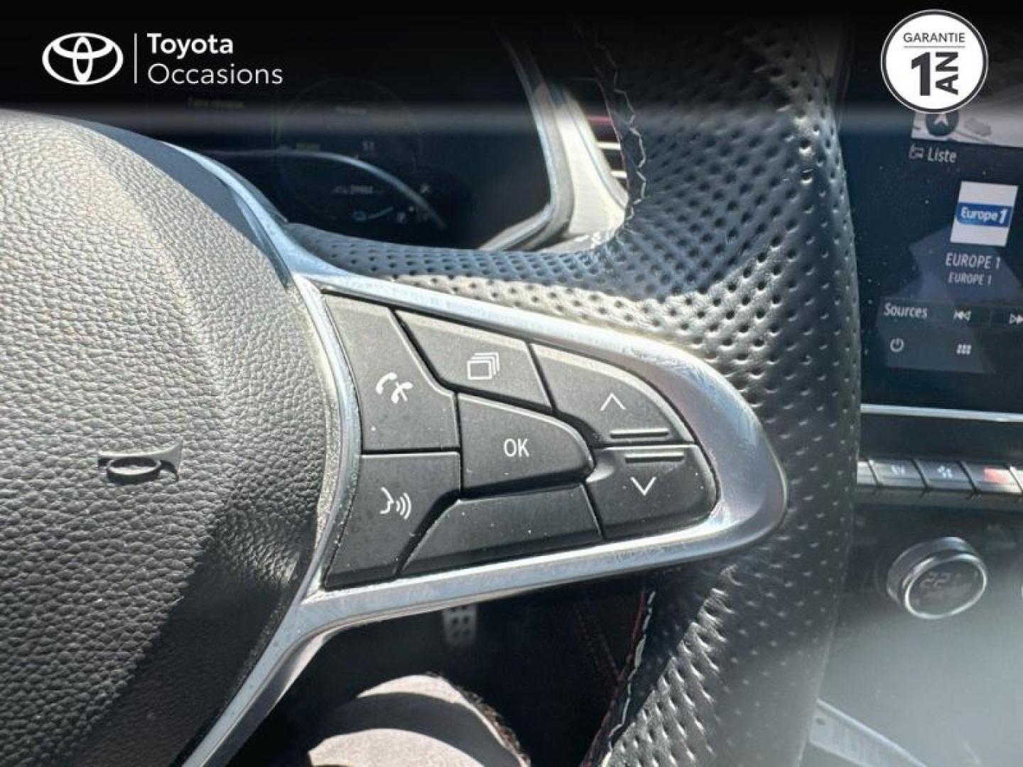 RENAULT Captur 1.6 E-Tech hybride 145ch RS Line -21 - Photo 9