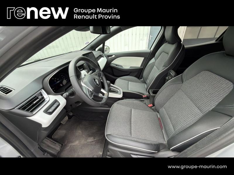 RENAULT Clio 1.6 E-Tech hybride 145ch Techno - Photo 11
