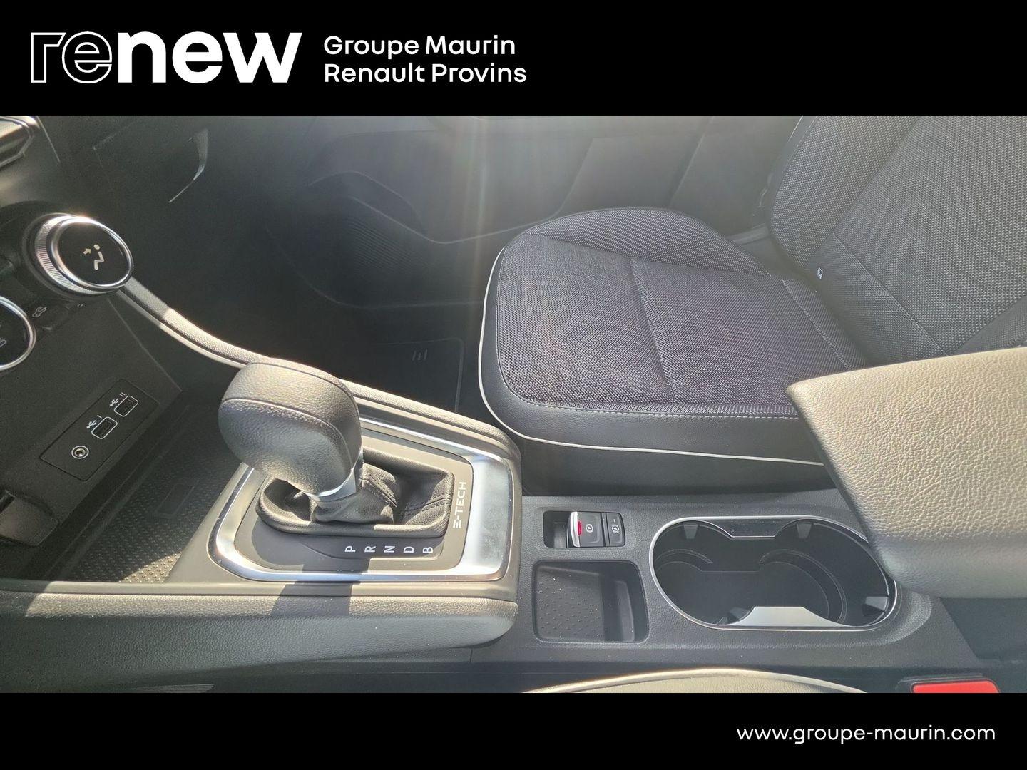 RENAULT Captur 1.6 E-Tech hybride 145ch Techno - Photo 28