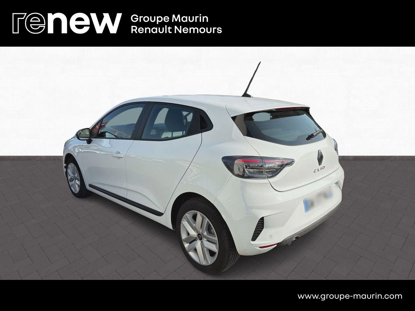 RENAULT Clio 1.5 Blue dCi 100ch Evolution - 24 - Photo 5