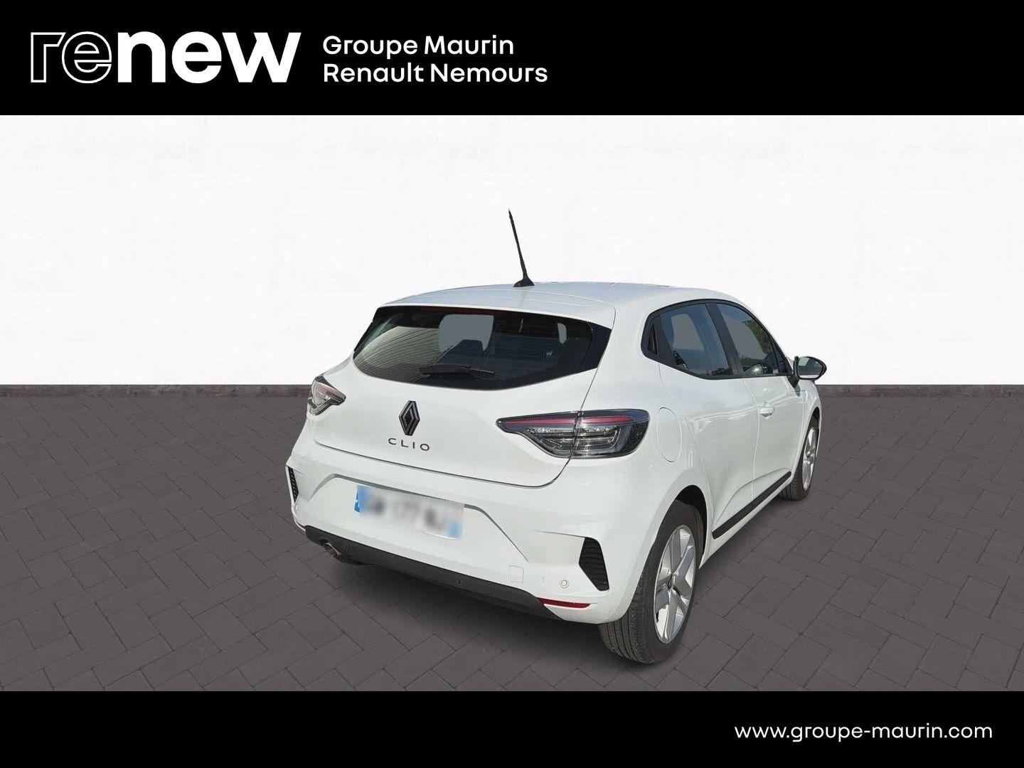 RENAULT Clio 1.5 Blue dCi 100ch Evolution - 24 - Photo 7