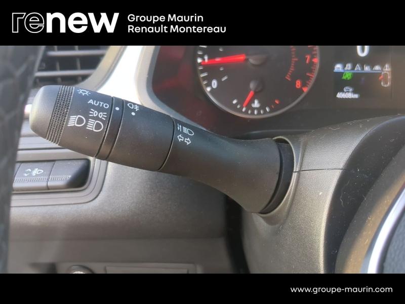 RENAULT Captur 1.6 E-Tech hybride 145ch Evolution - Photo 21