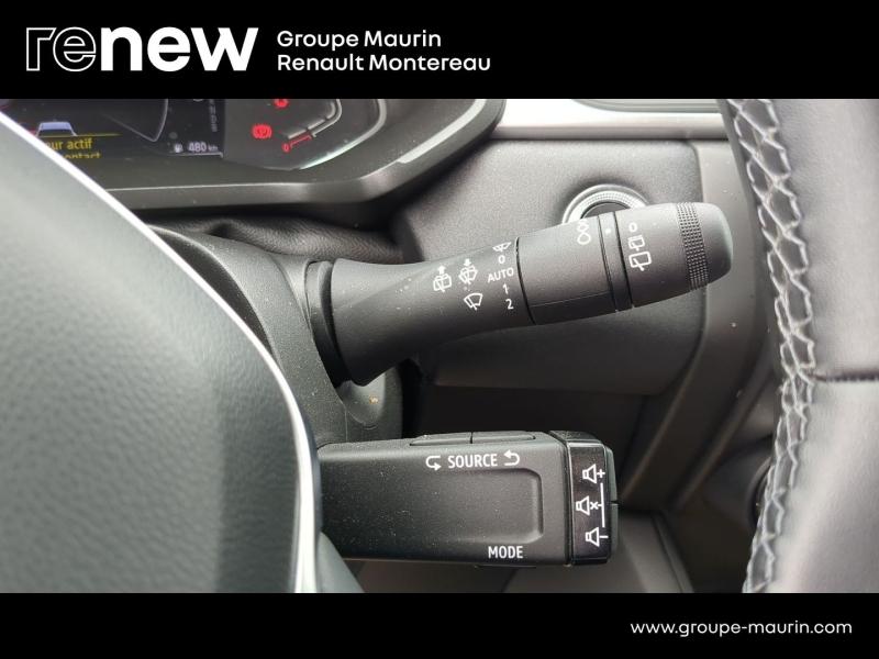 RENAULT Captur 1.6 E-Tech hybride 145ch Evolution - Photo 25