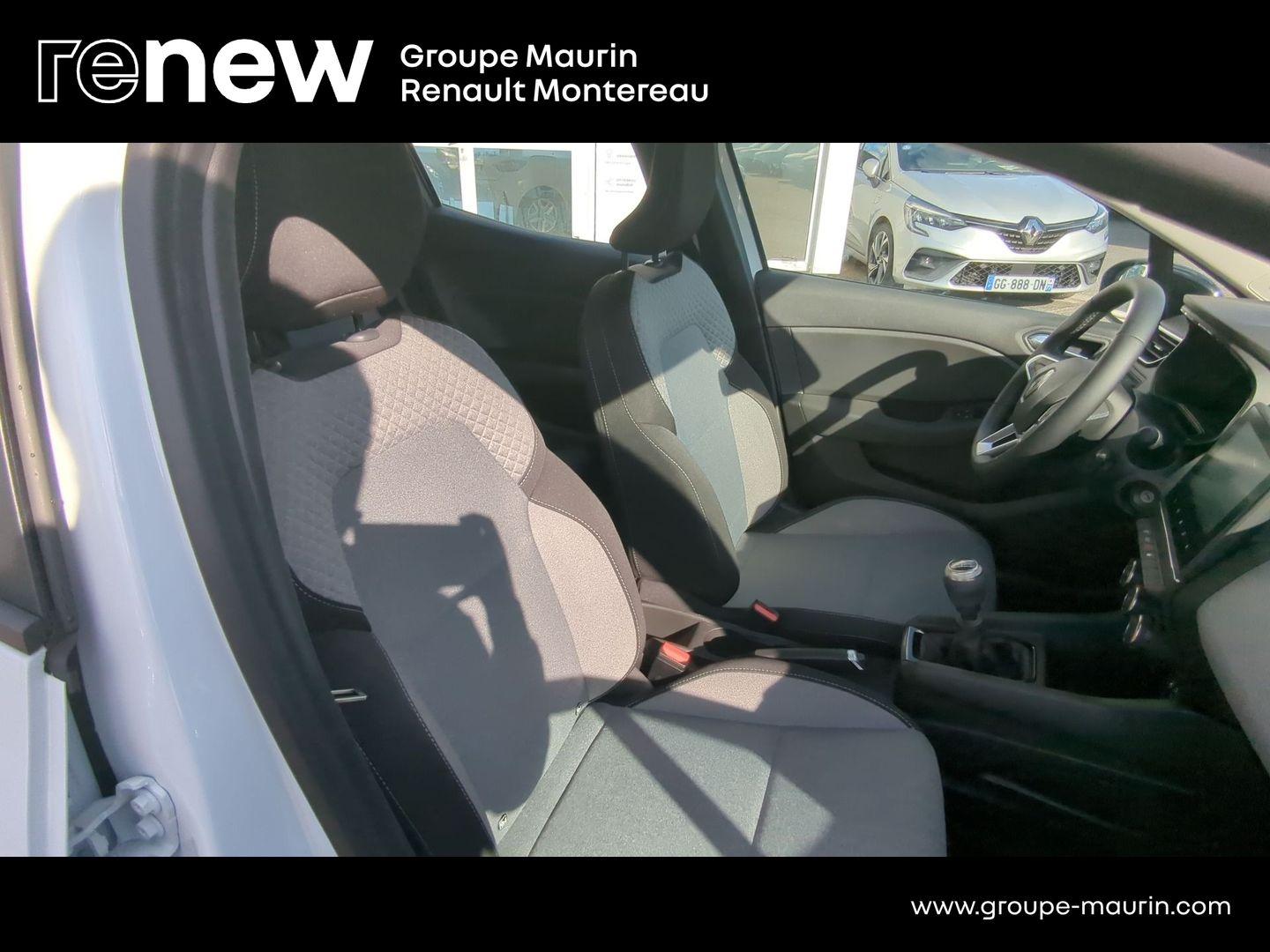 RENAULT Clio 1.0 TCe 90ch Evolution - Photo 20