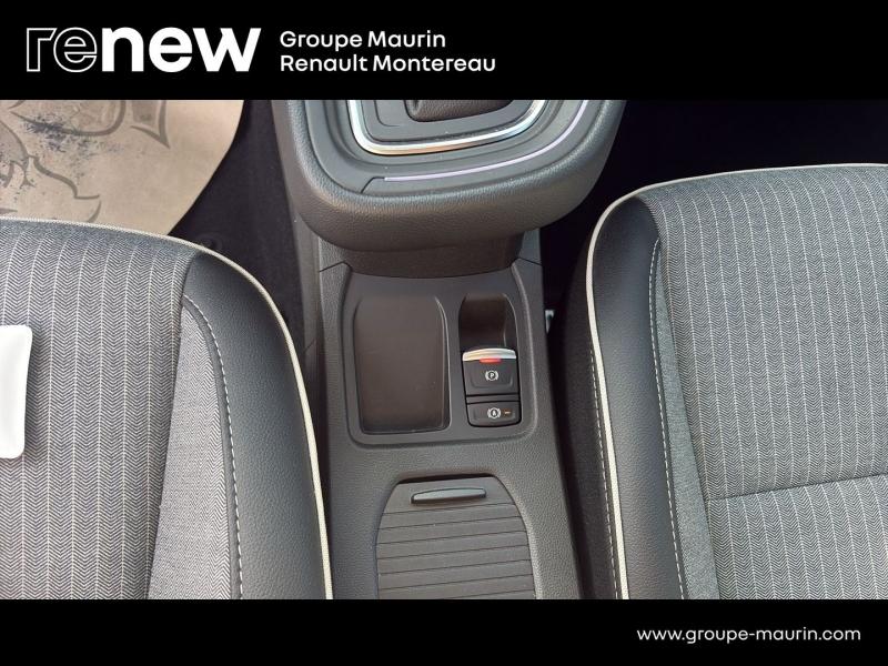 RENAULT Clio 1.6 E-Tech 145ch full hybrid Techno - 24 - Photo 30