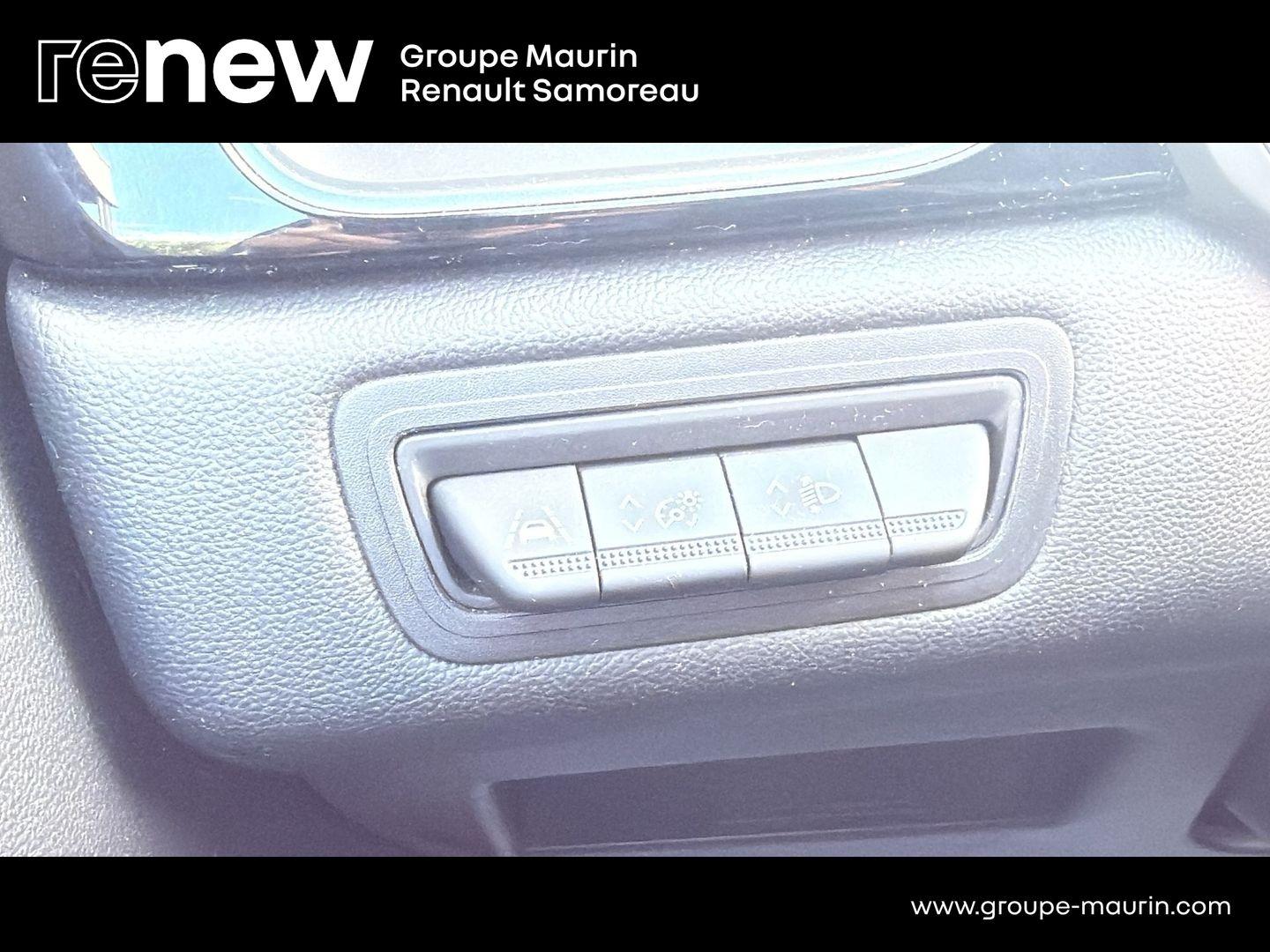 RENAULT Captur 1.6 E-Tech hybride 145ch Rive Gauche - Photo 19
