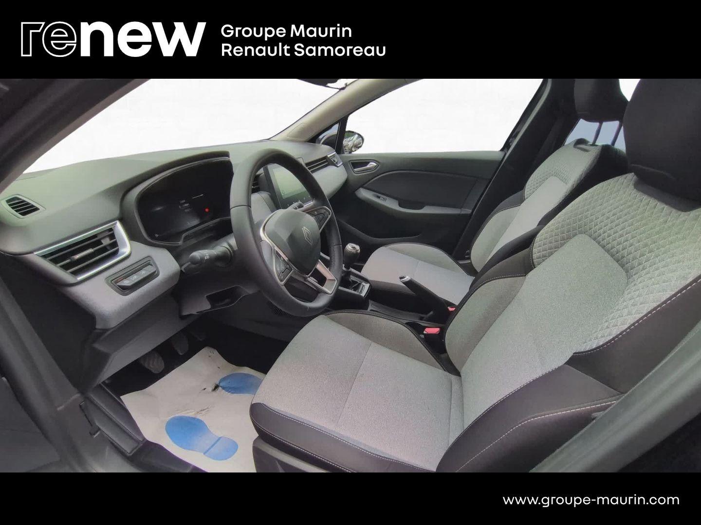 RENAULT Clio 1.5 dCi 100ch Evolution - 25 - Photo 19