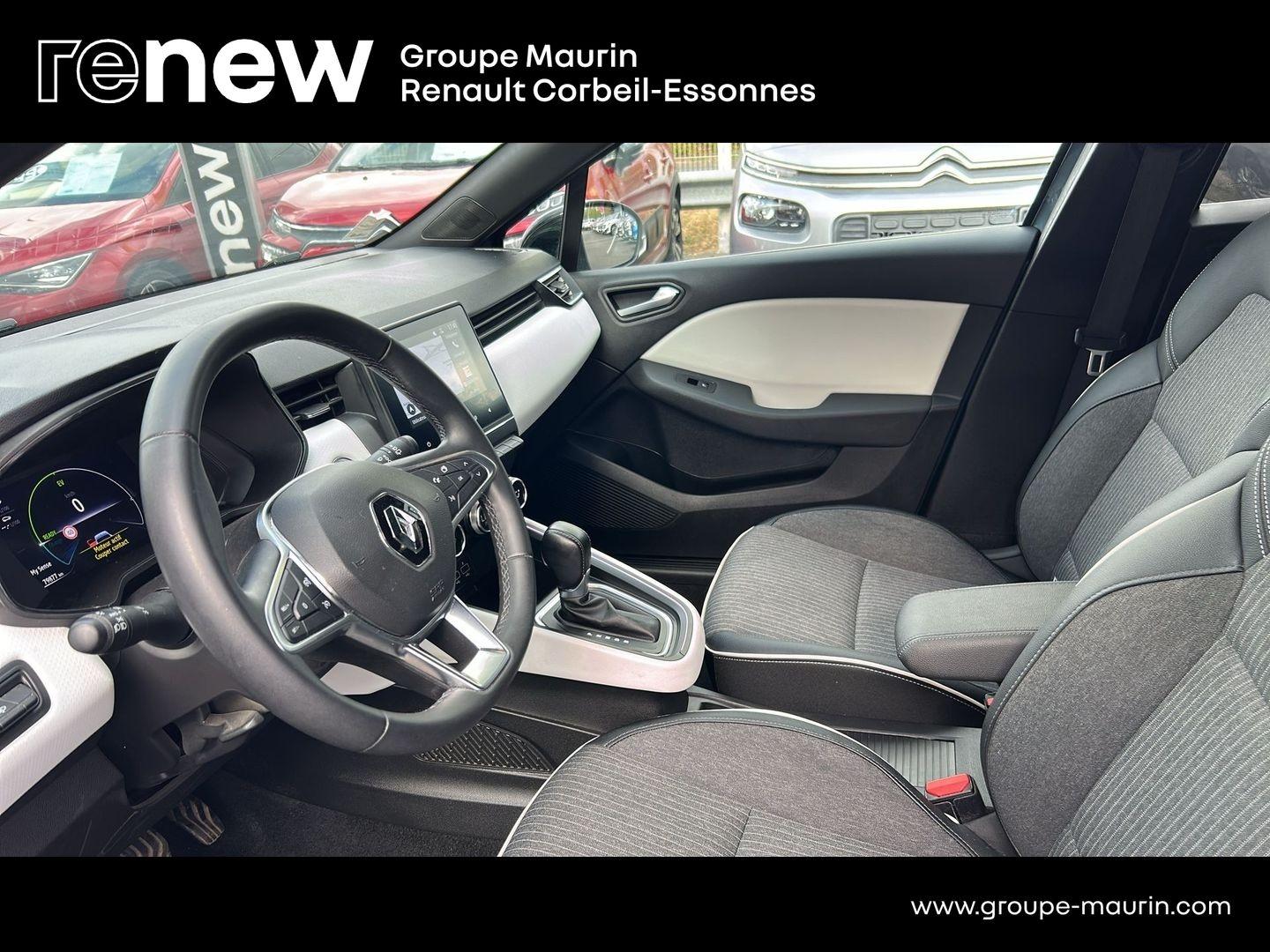 RENAULT Clio 1.6 E-Tech hybride 145ch Techno - Photo 23