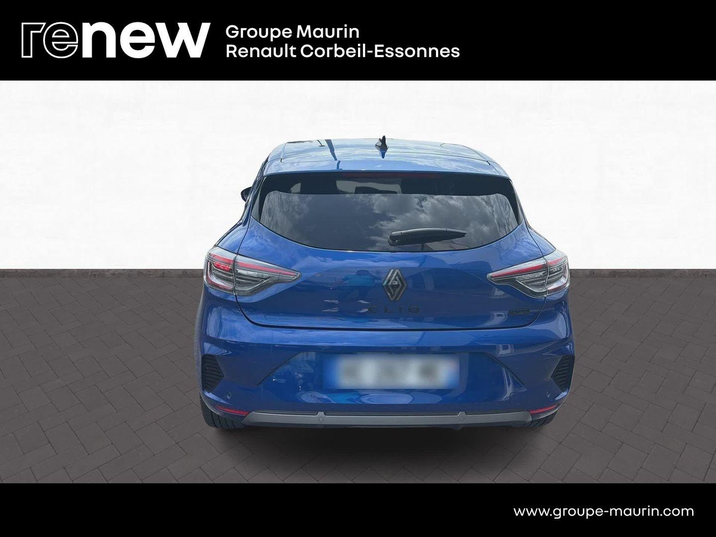 RENAULT Clio 1.6 E-Tech 145ch full hybrid esprit Alpine - 24 - Photo 4