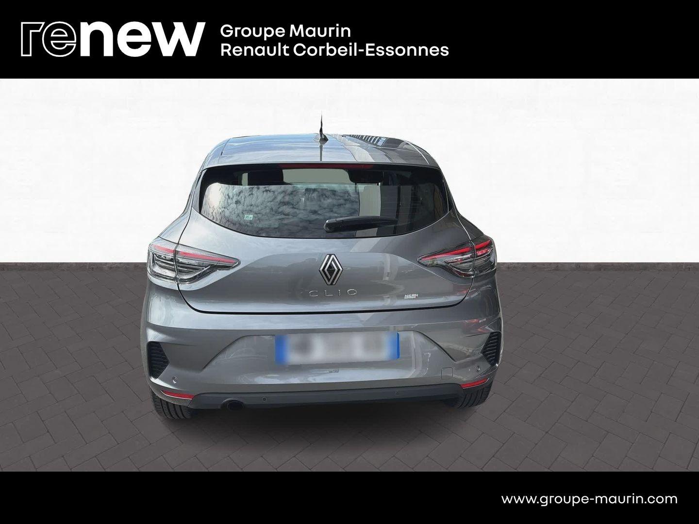 RENAULT Clio 1.5 dCi 100ch Evolution - 25 - Photo 4