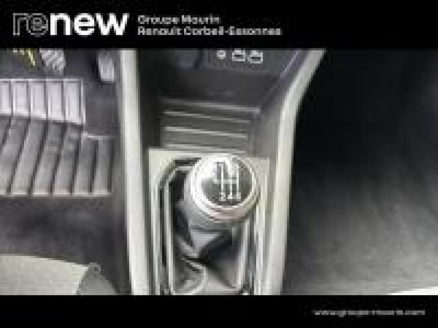 RENAULT Clio 1.5 dCi 100ch Evolution - 25 - Photo 21