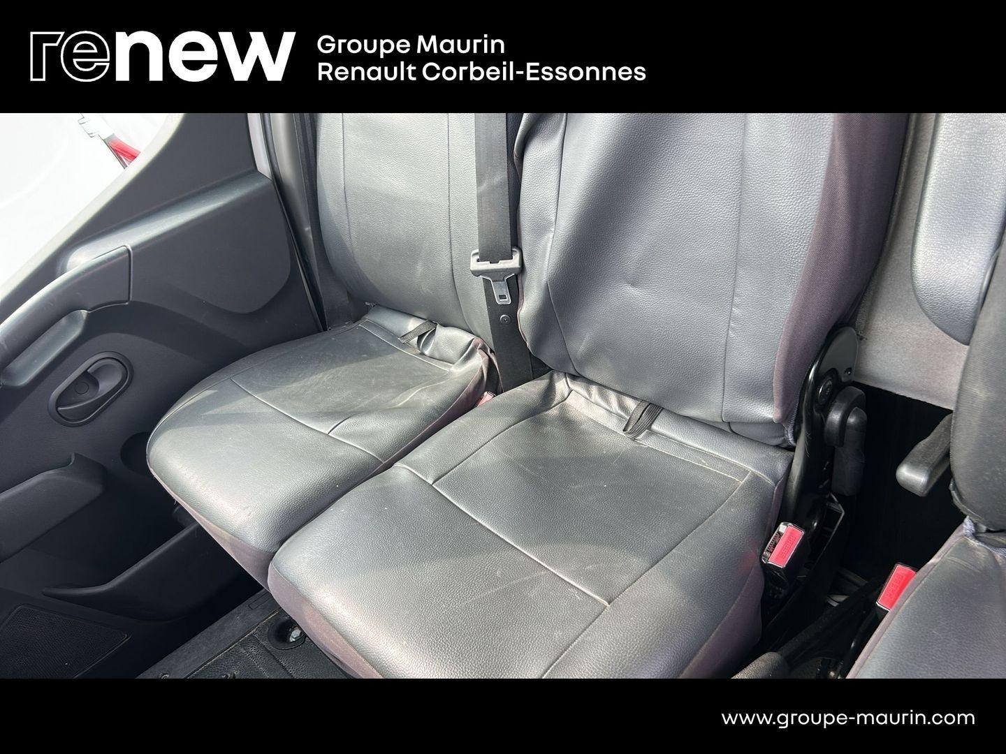 RENAULT Master Fg F3500 L3H2 2.3 dCi 135ch Grand Confort E6 - Photo 25