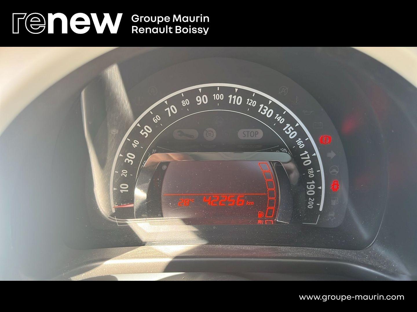 RENAULT Twingo 1.0 SCe 75ch Zen - 20 - Photo 10