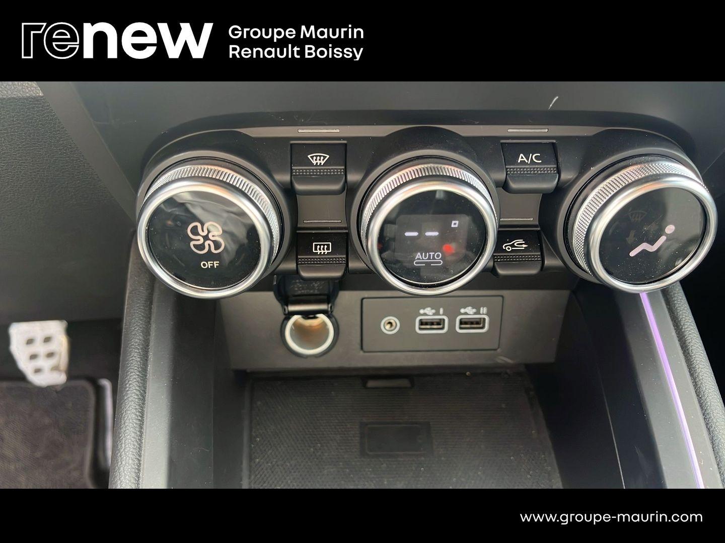 RENAULT Clio 1.0 TCe 90ch esprit Alpine - 24 - Photo 31
