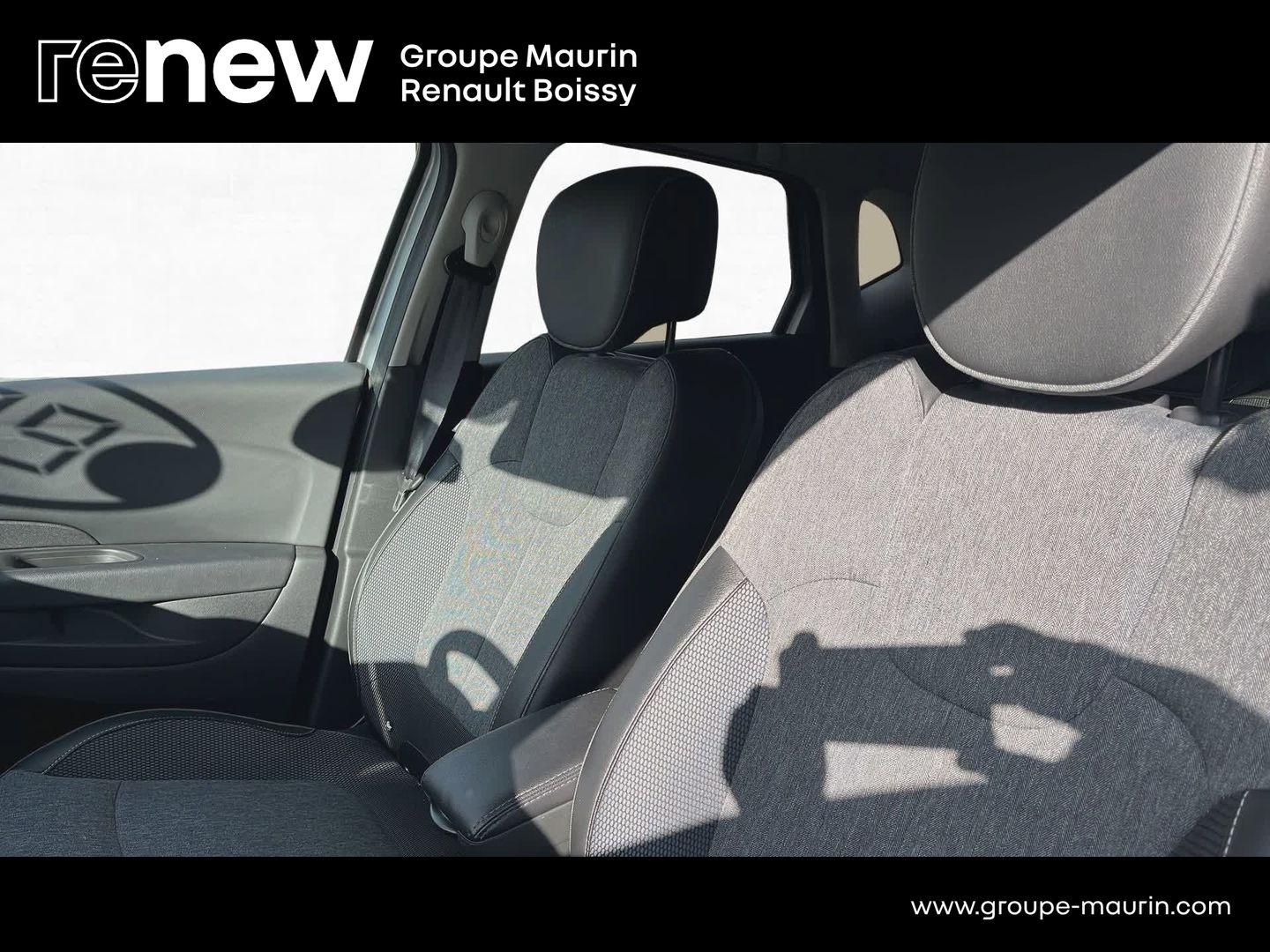 RENAULT Captur 1.3 TCe 150ch FAP Intens EDC - Photo 34
