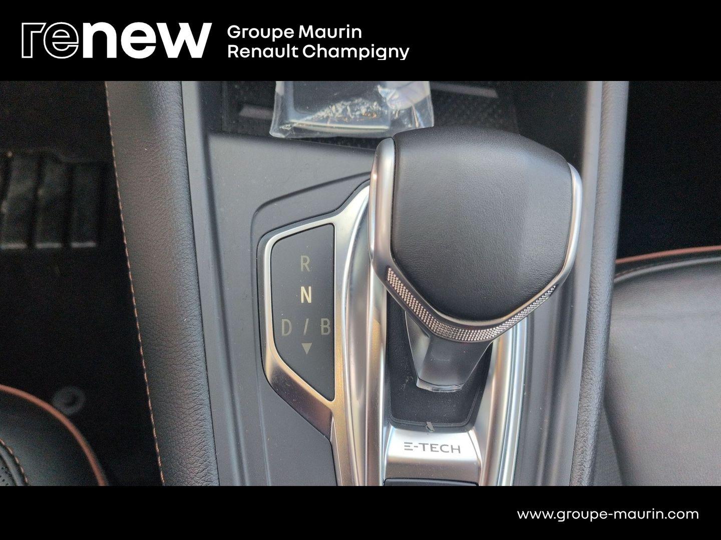 RENAULT Captur 1.6 E-Tech hybride rechargeable 160ch Initiale Paris -21 - Photo 24