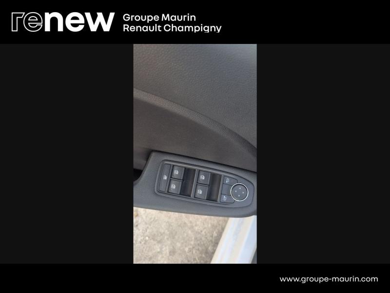 RENAULT Clio 1.0 TCe 90ch Evolution - Photo 25