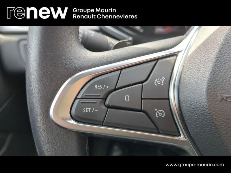 RENAULT Captur 1.3 TCe 140ch FAP Intens EDC -21 - Photo 29
