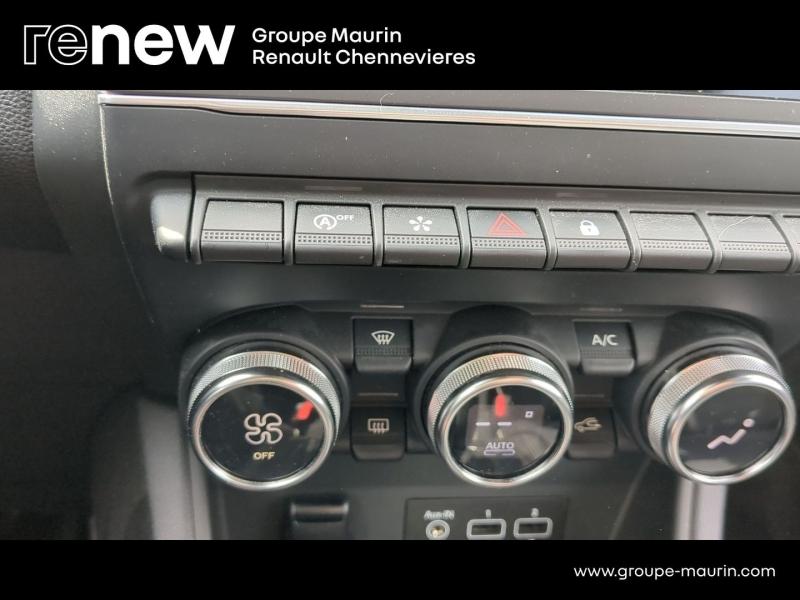 RENAULT Captur 1.3 TCe 140ch FAP Intens EDC -21 - Photo 49