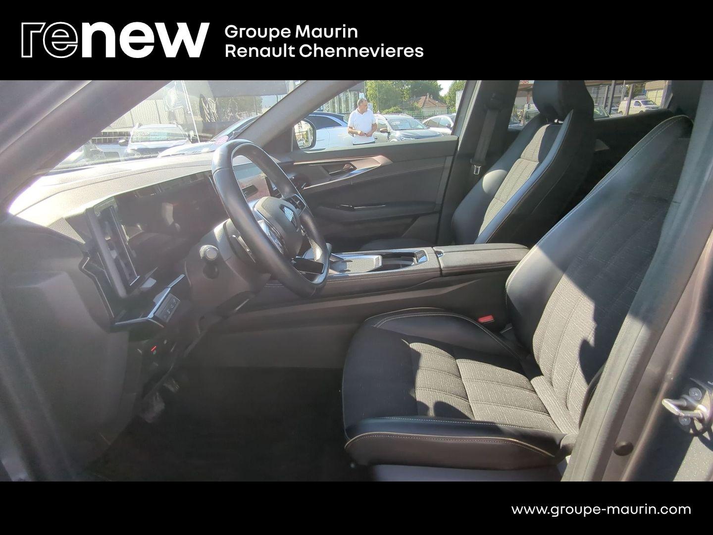 RENAULT Austral 1.2 E-Tech full hybrid 200ch Iconic - Photo 9