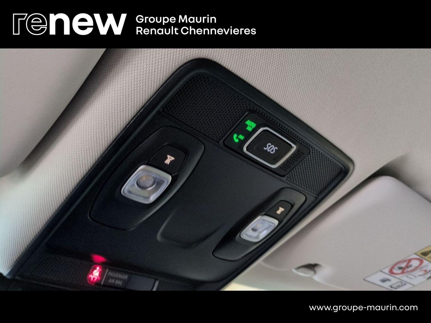 RENAULT Captur 1.6 E-Tech hybride 145ch Iconic - Photo 23