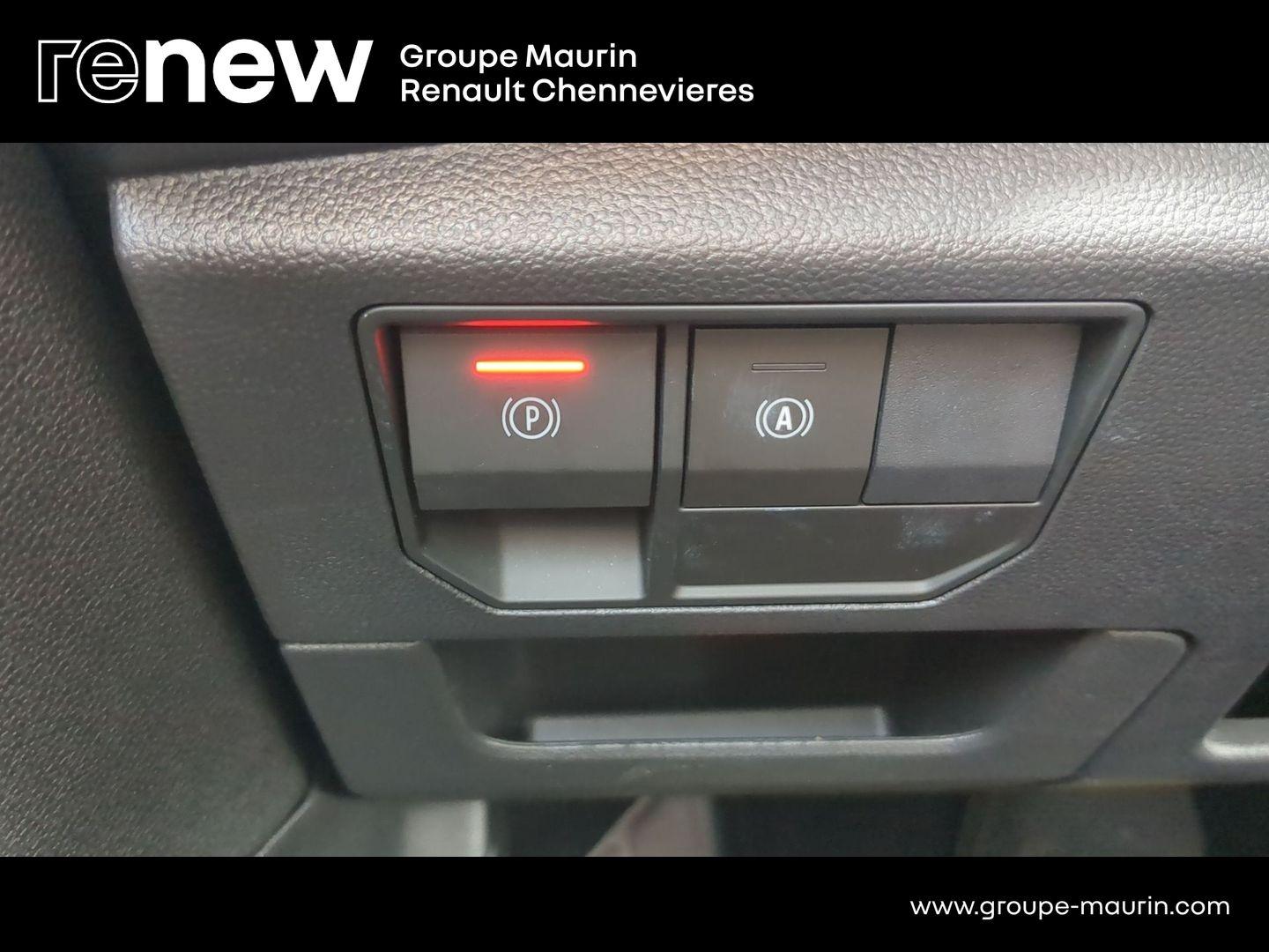 RENAULT Austral 1.2 E-Tech full hybrid 200ch Evolution - 26 - Photo 18