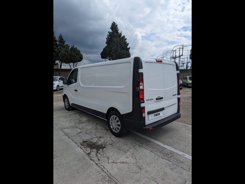 RENAULT Trafic Fg VUL d’occasion à vendre à CHENNEVIÈRES-SUR-MARNE chez ADP - SOVEA 94 (Photo 5)