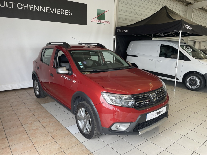 DACIA Sandero d’occasion à vendre à CHENNEVIÈRES-SUR-MARNE chez ADP - SOVEA 94 (Photo 4)