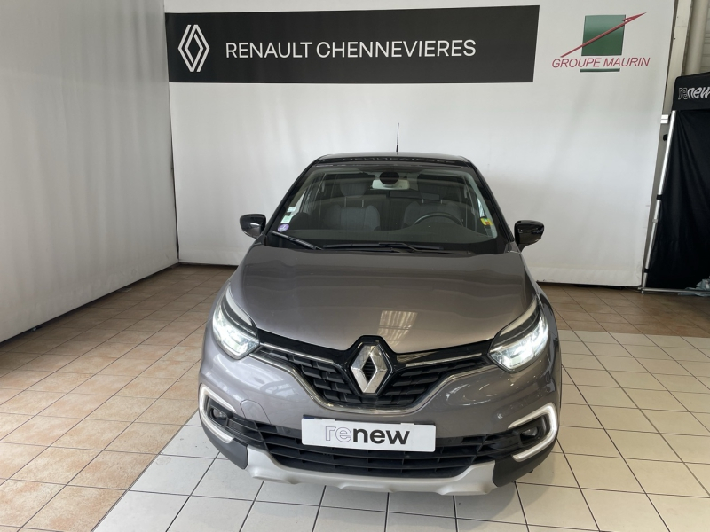 RENAULT Captur d’occasion à vendre à CHENNEVIÈRES-SUR-MARNE chez ADP - SOVEA 94 (Photo 3)