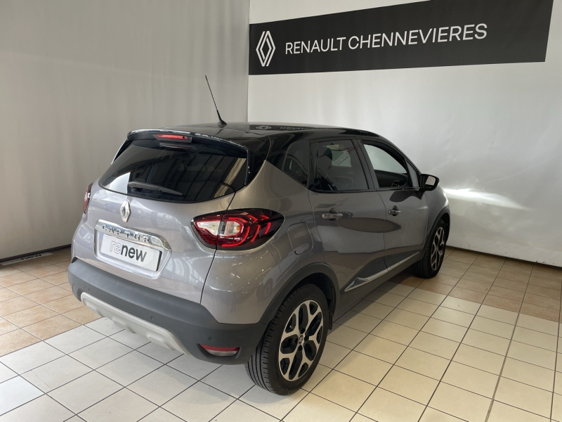 RENAULT Captur d’occasion à vendre à CHENNEVIÈRES-SUR-MARNE chez ADP - SOVEA 94 (Photo 7)