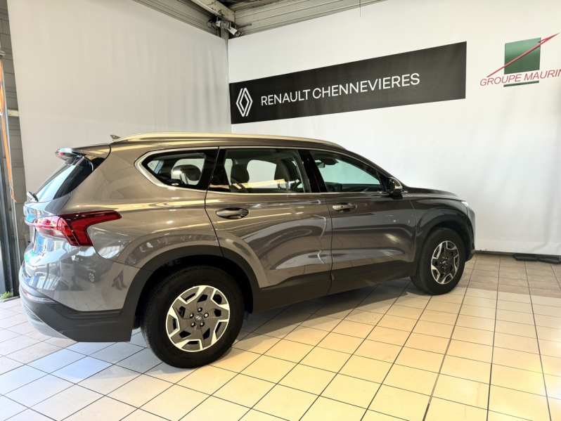 HYUNDAI Santa Fe d’occasion à vendre à CHENNEVIÈRES-SUR-MARNE chez ADP - SOVEA 94 (Photo 6)