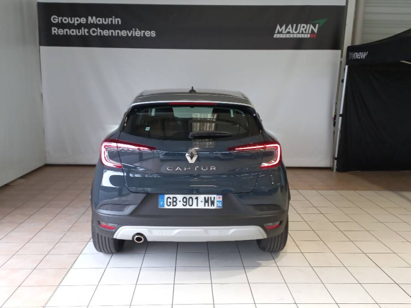 RENAULT Captur d’occasion à vendre à CHENNEVIÈRES-SUR-MARNE chez ADP - SOVEA 94 (Photo 3)