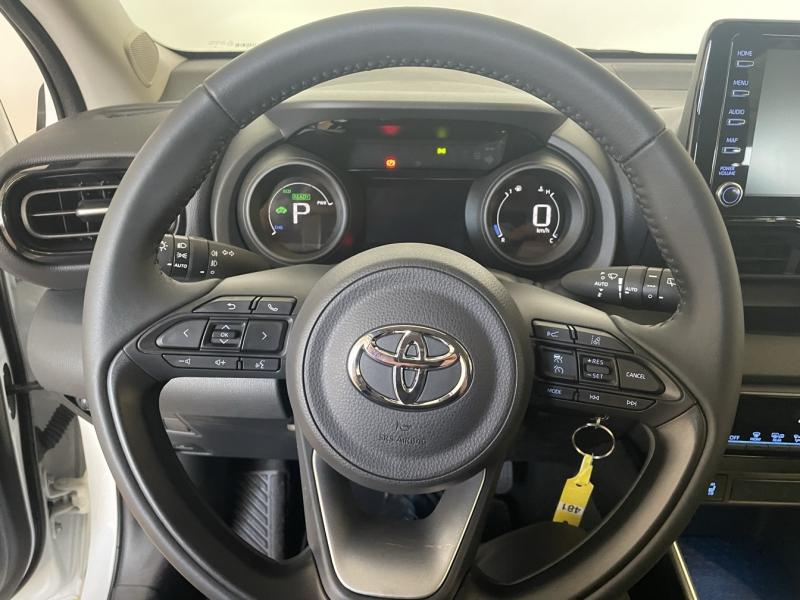 TOYOTA Yaris d’occasion à vendre à CHENNEVIÈRES-SUR-MARNE chez ADP - SOVEA 94 (Photo 18)