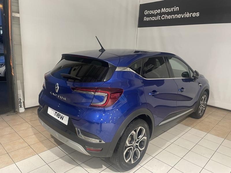 RENAULT Captur d’occasion à vendre à CHENNEVIÈRES-SUR-MARNE chez ADP - SOVEA 94 (Photo 7)