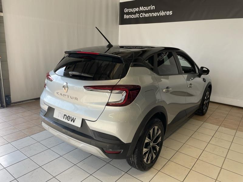 RENAULT Captur d’occasion à vendre à CHENNEVIÈRES-SUR-MARNE chez ADP - SOVEA 94 (Photo 6)