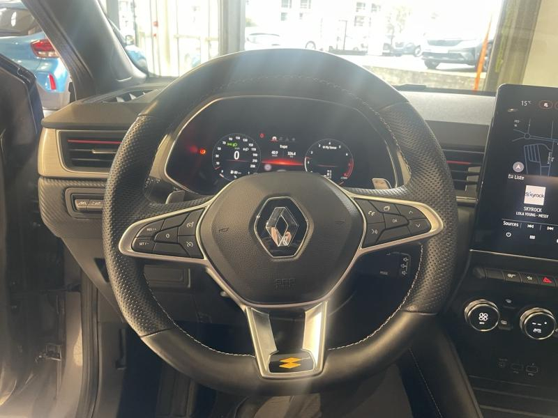 RENAULT Captur d’occasion à vendre à CHENNEVIÈRES-SUR-MARNE chez ADP - SOVEA 94 (Photo 10)