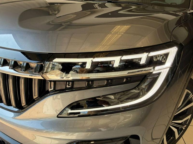 RENAULT Espace d’occasion à vendre à CHENNEVIÈRES-SUR-MARNE chez ADP - SOVEA 94 (Photo 3)