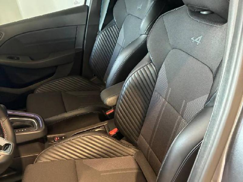 RENAULT Clio d’occasion à vendre à CHENNEVIÈRES-SUR-MARNE chez ADP - SOVEA 94 (Photo 9)