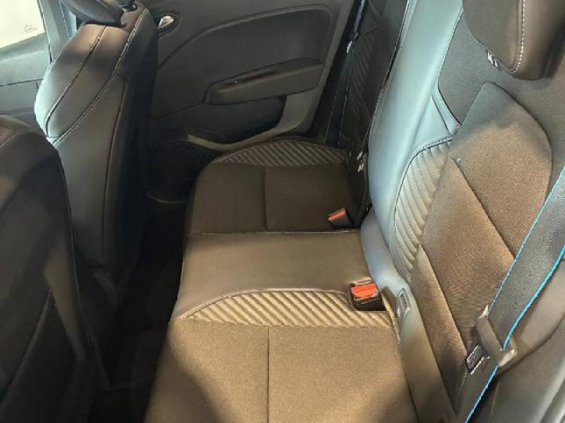 RENAULT Clio d’occasion à vendre à CHENNEVIÈRES-SUR-MARNE chez ADP - SOVEA 94 (Photo 10)