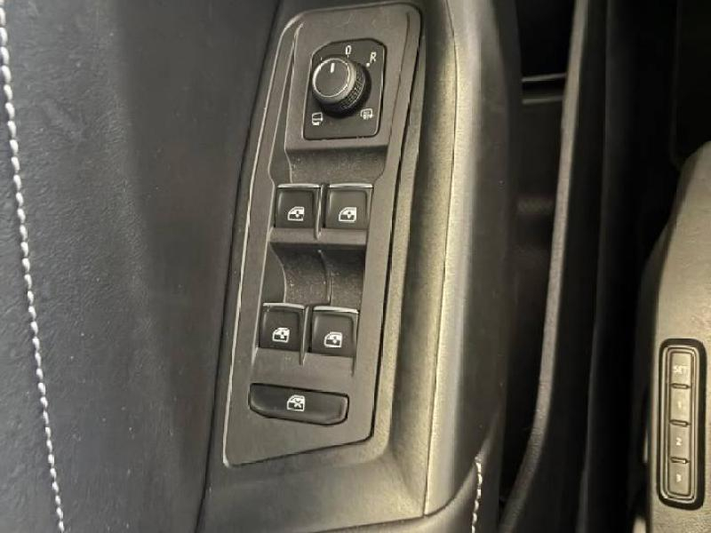 VOLKSWAGEN T-Roc d’occasion à vendre à CHENNEVIÈRES-SUR-MARNE chez ADP - SOVEA 94 (Photo 6)