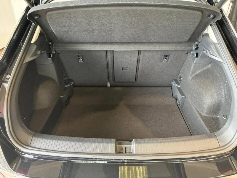 VOLKSWAGEN T-Roc d’occasion à vendre à CHENNEVIÈRES-SUR-MARNE chez ADP - SOVEA 94 (Photo 17)